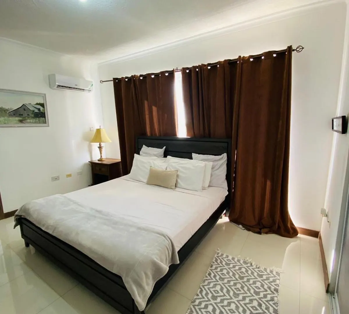 Metcalfe Two Bedroom Suite Kingston Appartamento