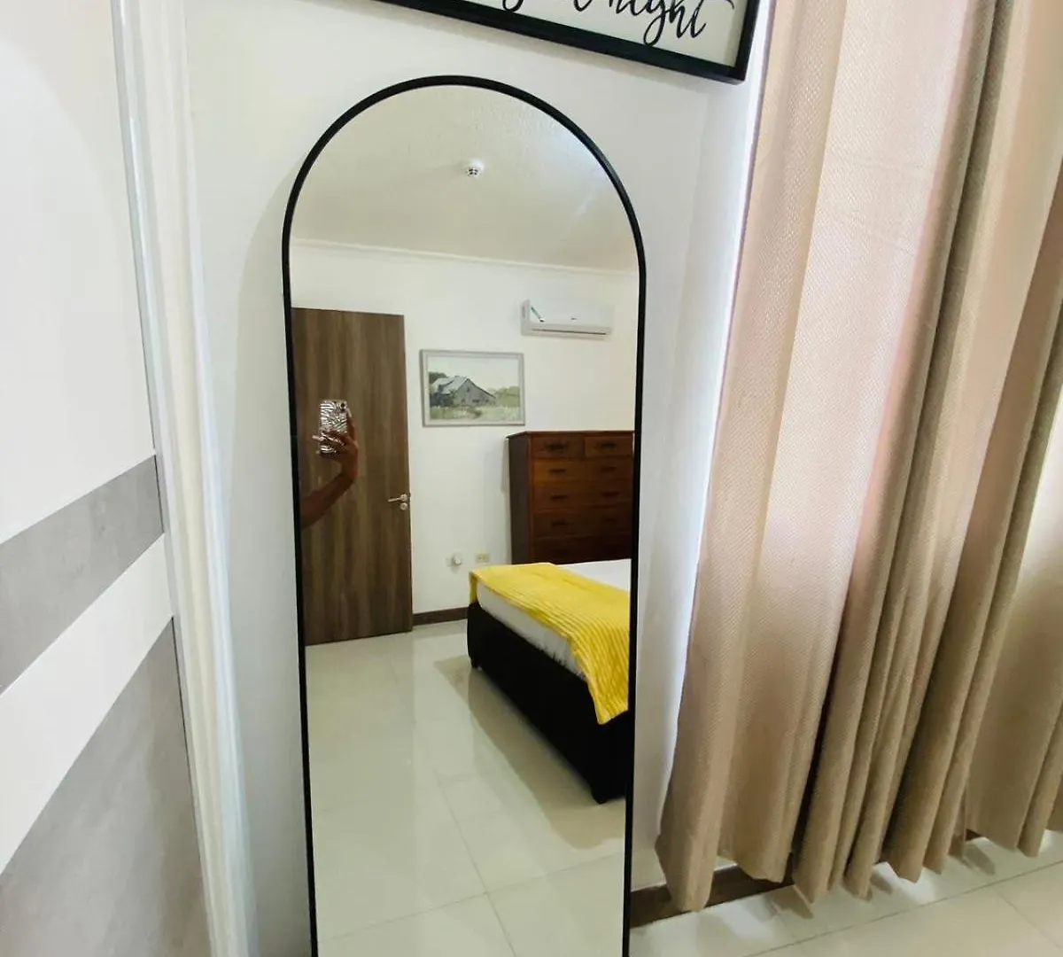 Appartamento Metcalfe Two Bedroom Suite Kingston Giamaica