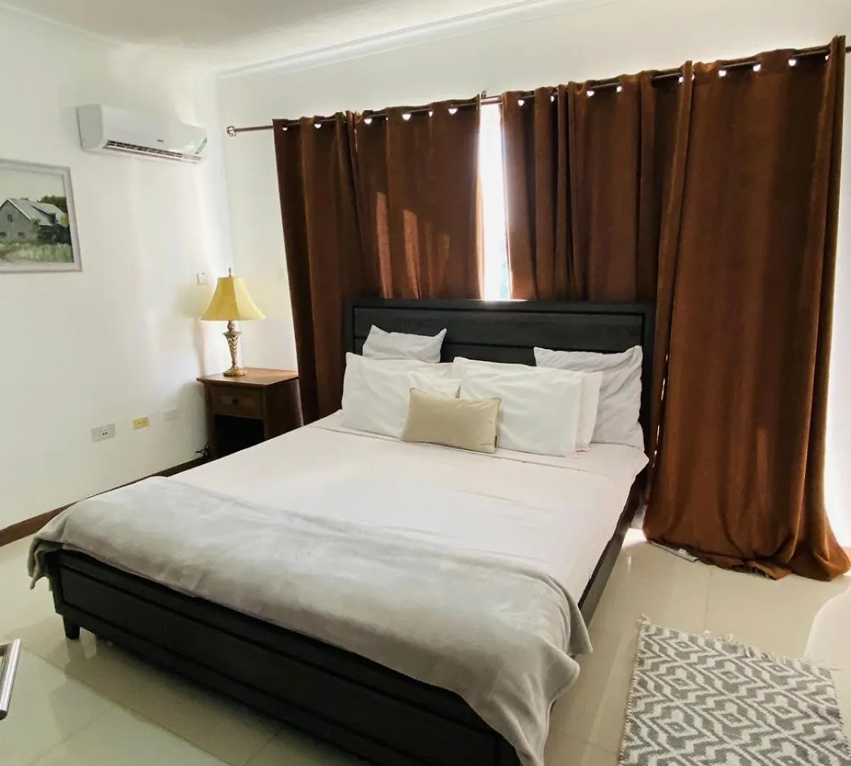 Metcalfe Two Bedroom Suite Kingston