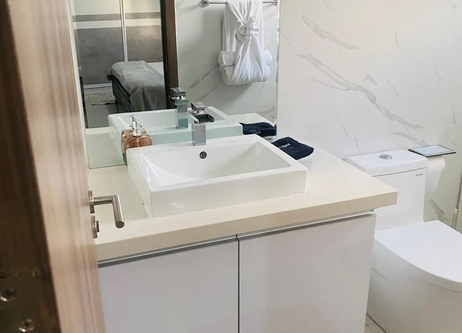 Metcalfe Two Bedroom Suite Kingston Appartamento
